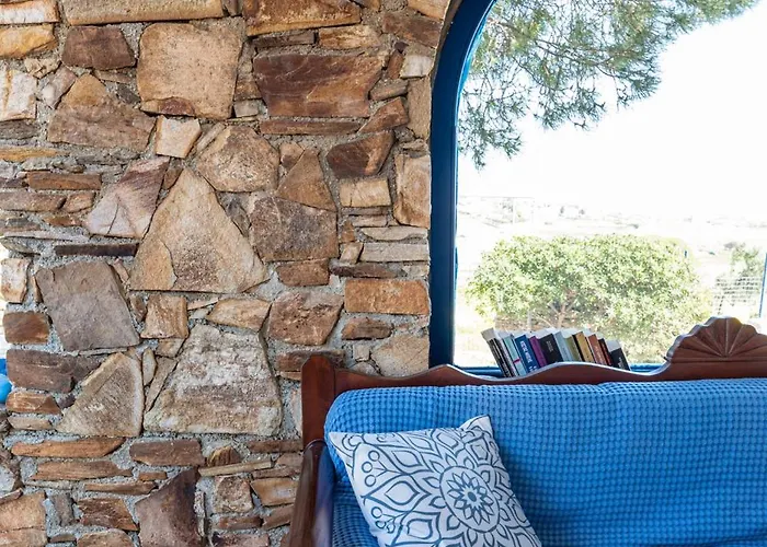 Galini Me Thea Chrisi Akti (Paros)